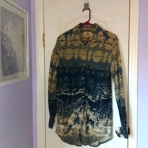 RedHead Women's Blue and Tan Patterned Top